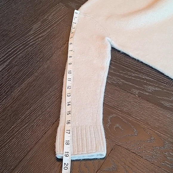 Jenni Kayne Everyday Sweater - Picture 13 of 13